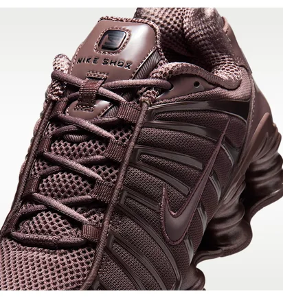 Кросівки жіночі Nike Shox T L WomenS Shoes Black/Violet IB1087-500
