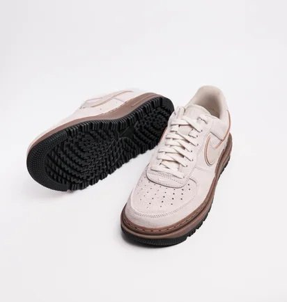 Кроссовки мужские Nike Air Force 1 Luxe Beige HV2531-100