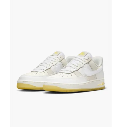 Кросівки жіночі Nike Air Force 1 07 Low Shoes Beige FQ0709-100