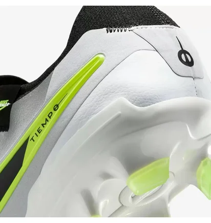 Бутси чоловічі Nike Tiempo Legend 10 Pro Fg Metallic DV4333-001