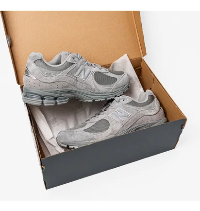 Кроссовки унисекс New Balance 2002R Grey U20021O2