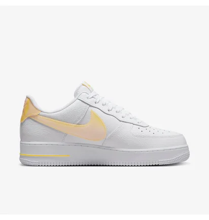 Кроссовки мужские Nike Air Force 1 07 White DV3505-101