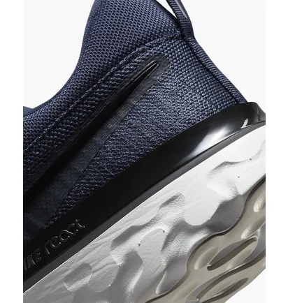 Кроссовки мужские Nike Mens Road Running Shoes Black Ct2357-401