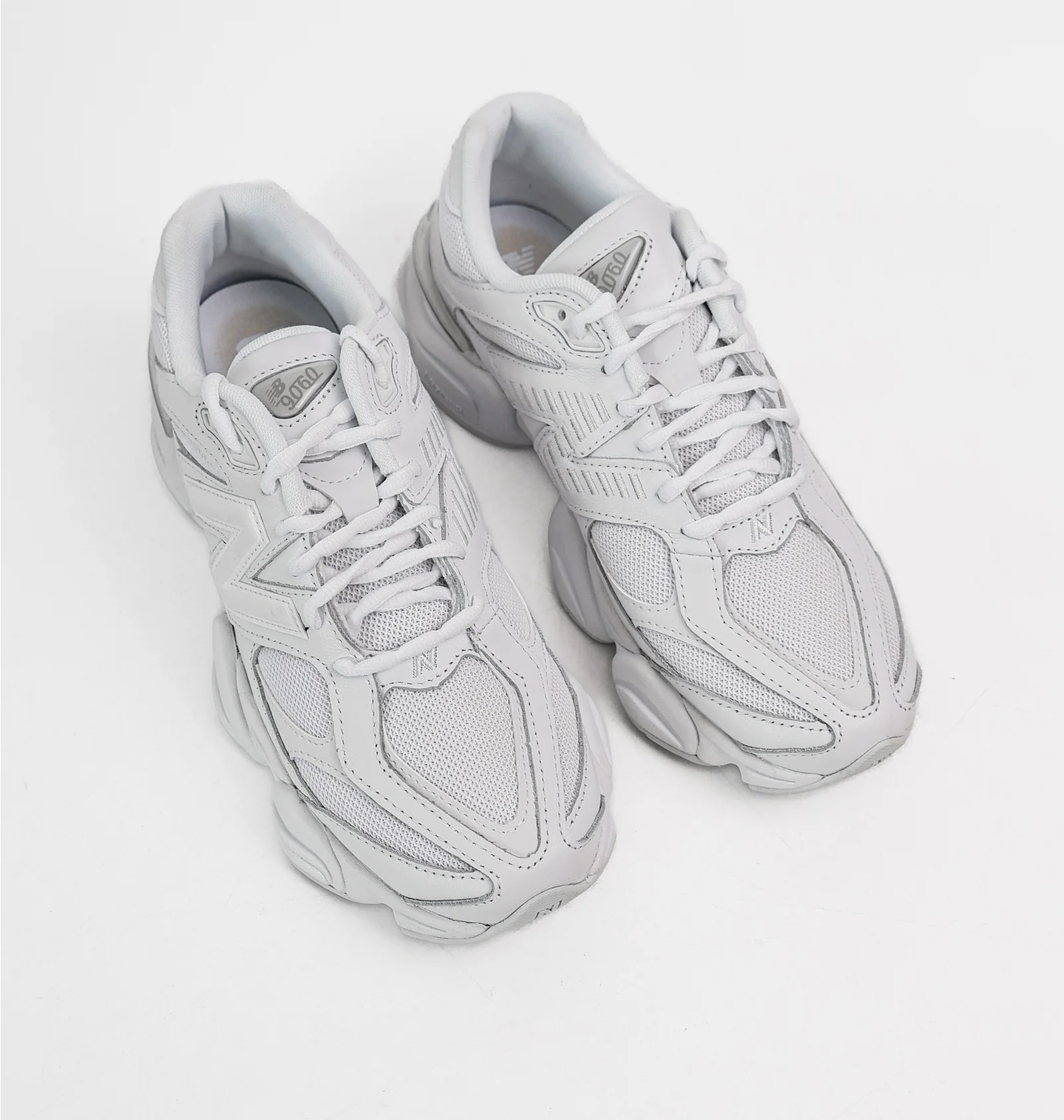 ᐉ Кросівки унісекс New Balance 9060 Shoes White U9060NRJ