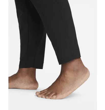 Штаны мужские Nike Mens Yoga Pants Black Dd2120-010