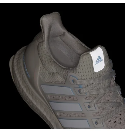 Кроссовки женские Adidas Ultraboost White JH9211