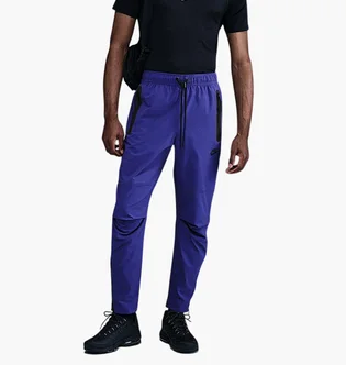 Штаны мужские Nike Tech Wvn Oh Violet HM8241-539
