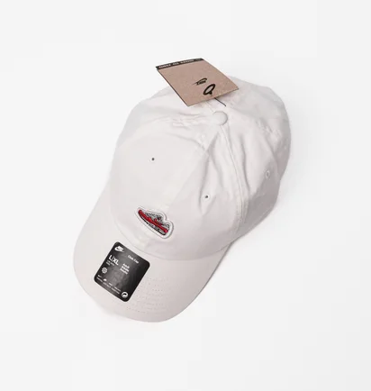 Кепка унісекс Nike Club Cap U Cb Armx Ptch L Beige FN4402-100