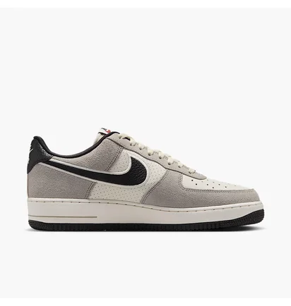 Кроссовки мужские Nike Air Force 1 07 Lv8 Grey/Beige IO2077-030
