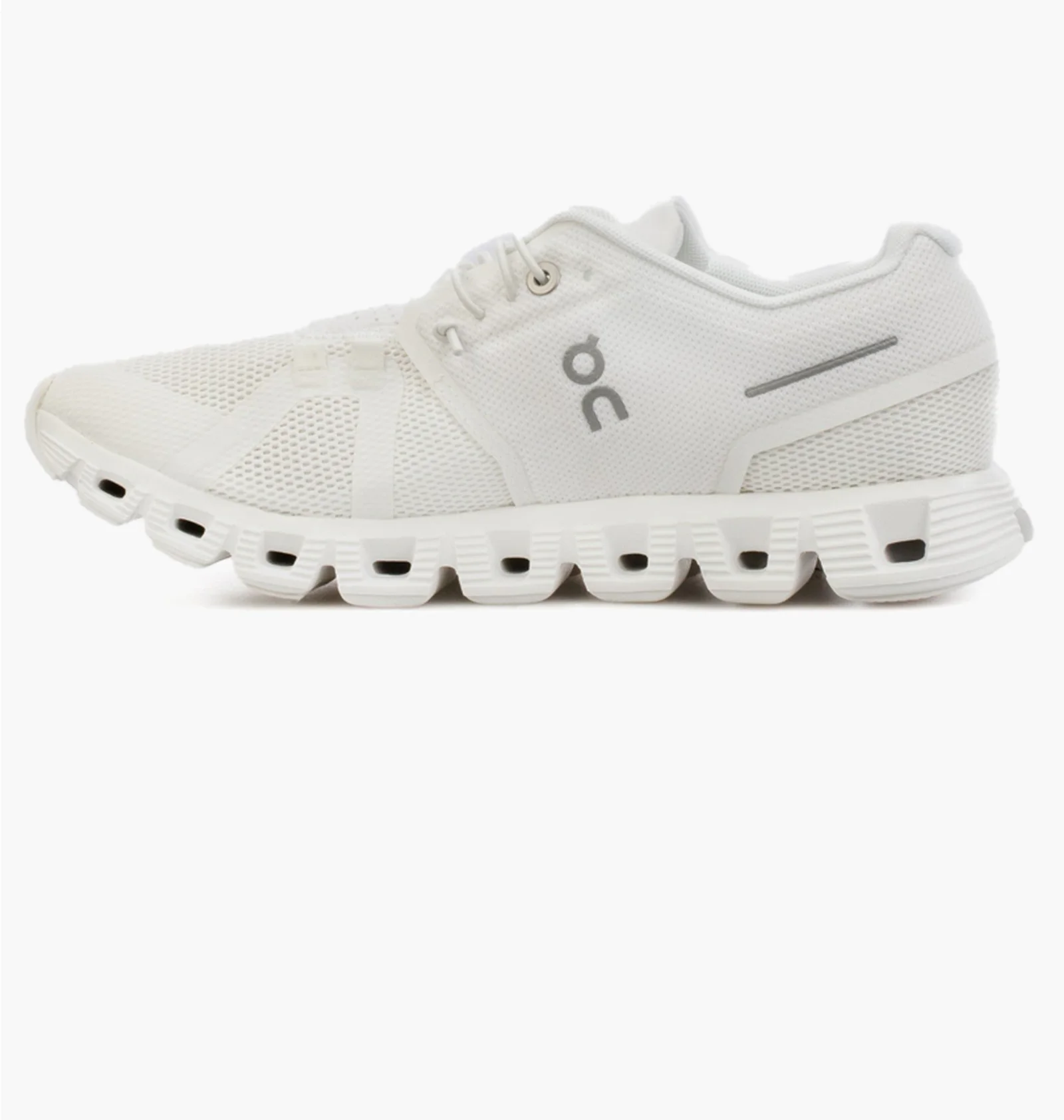 ᐉ Кросівки жіночі On Cloud 5 Running Shoes White 59.98902