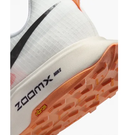 Кросівки чоловічі Nike Ultrafly Trail Running Shoes White DX1978-100