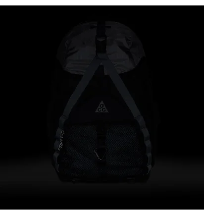 Рюкзак унісекс Nike Acg Daymax Bkpk Black HJ8178-010