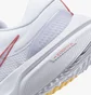 Кросівки жіночі Nike Vomero 16 White DA7698-105