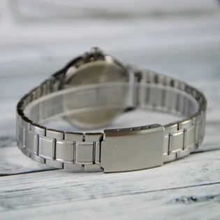 Часы женские Casio Timeless Collection Df LTP-V300D-1A