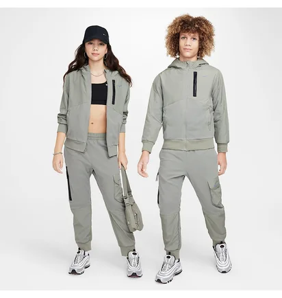Штаны детские Nike Sportswear City Utility Easyon Therma-Fit Grey HF4211-053