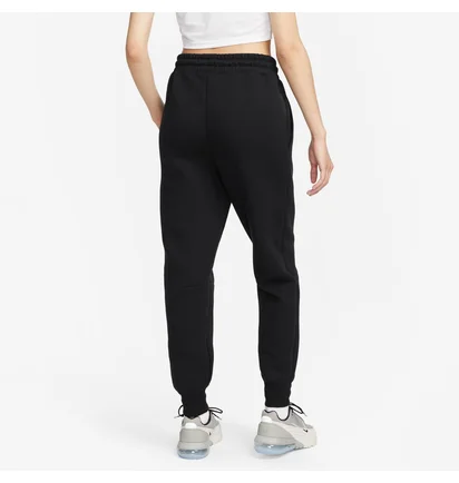 Спортивный костюм женский Nike Sportswear Tech Fleece Black FB8338-010__FB8330-010