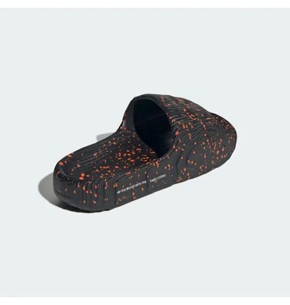 Тапочки унисекс Adidas Adilette Black IG9262