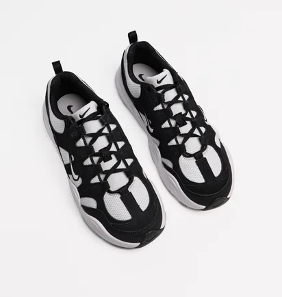 Кросівки чоловічі Nike Tech Hera Black/White FJ9532-101
