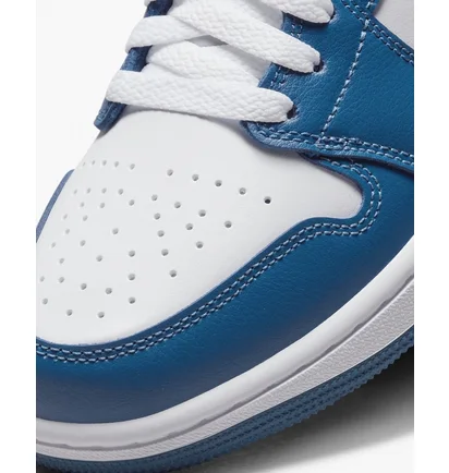 Кросівки жіночі Air Jordan Womens Shoe White/Blue DC0774-114