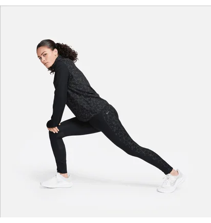 Куртка жіноча Nike Swift Element Black FB4562-010