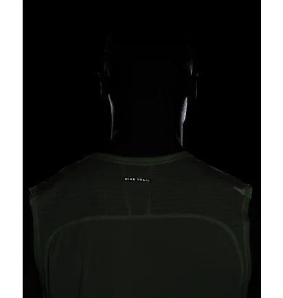 Майка чоловіча Nike Solar Chase Dri-Fit Sleeveless Running Top Green FN3309-376