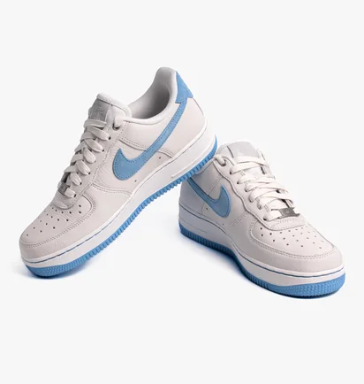 Кросівки жіночі Nike Air Force 1 Lxx Beige Dx1193-100