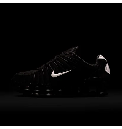 Кросівки жіночі Nike Shox T L WomenS Shoes Black/Violet IB1087-500