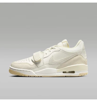 Кроссовки женские Air Jordan Legacy 312 Low White FQ7827-102
