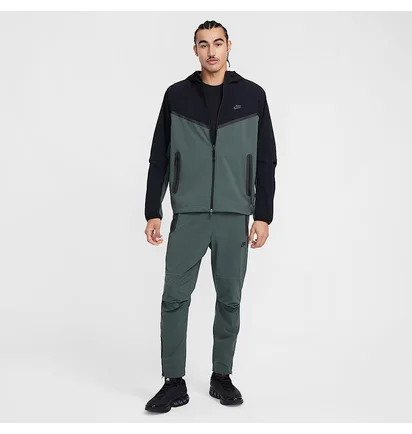 Штаны мужские Nike Tech Woven Grey HM8241-338
