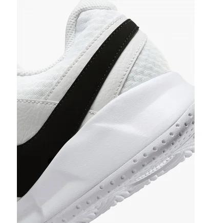 Кроссовки мужские Nike Court Lite 4 White FD6574-100