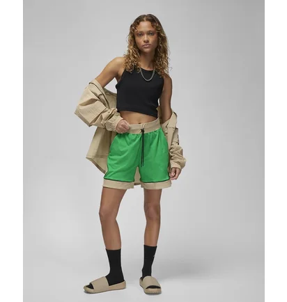 Шорты женские Air Jordan Diamond Shorts Green DZ3352-310