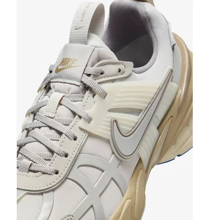 Кросівки жіночі Nike V2K Run Gore-Tex Light Bone White FZ2622-002