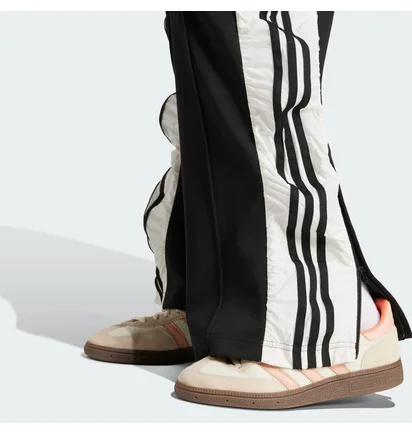 Штаны женские Adidas Originals Black JZ6778
