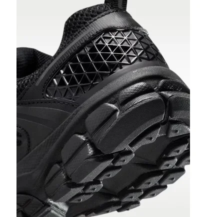 Кросівки дитячі Nike Vomero 5 (Gs) Black HF6998-007