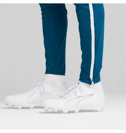 Бутсы унисекс Puma Ultra 5 Pro Fg/Ag White 107685-04