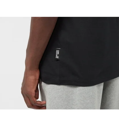 Футболка мужская Nike Swoosh T-Shirt Black FQ3785-010