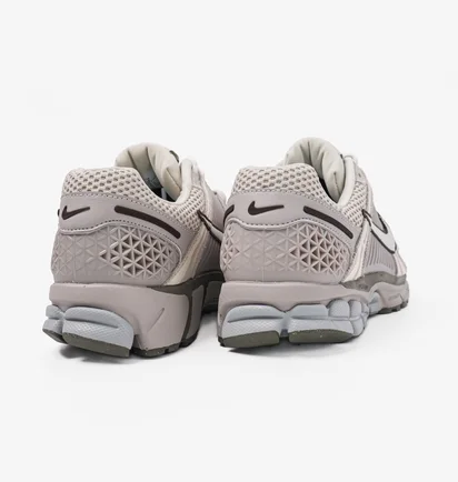 Кросівки чоловічі Nike Zoom Vomero 5 Se Beige FZ3653-104