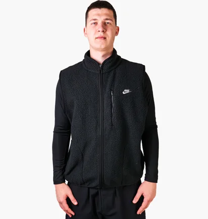 Жилетка чоловіча Nike Club Ssnl Winterized Vest Black FZ0894-010