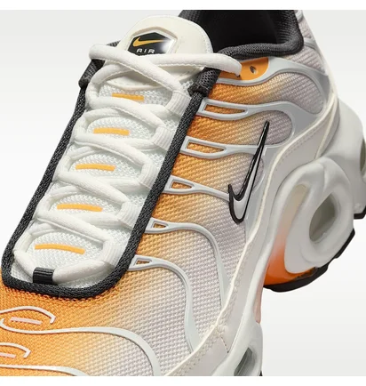 Кроссовки детские Nike Air Max Plus Orange Peel Summit White CD0609-800