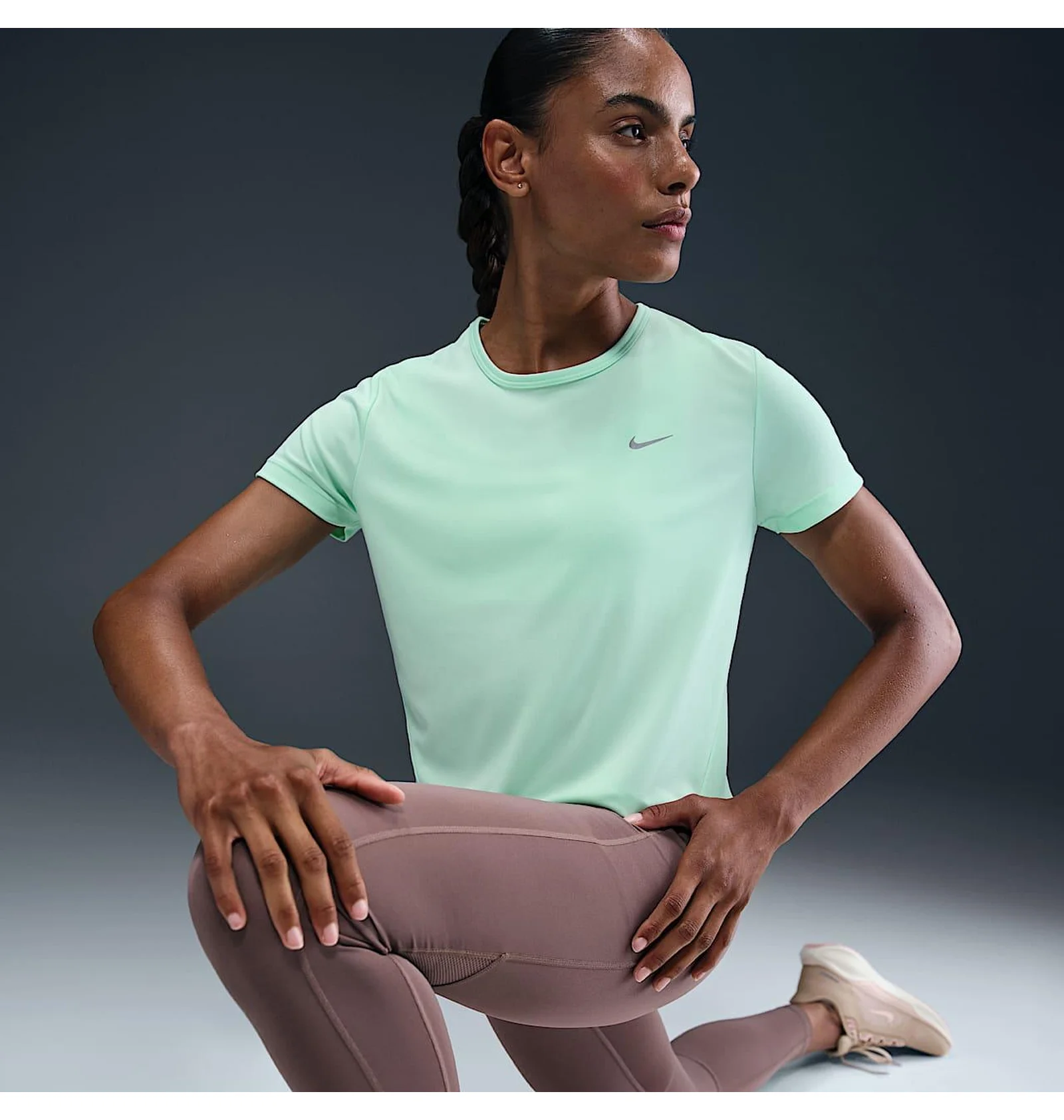 ᐉ Футболка женская Nike Tempo Df Ss Turquoise HQ0648-353 - купить