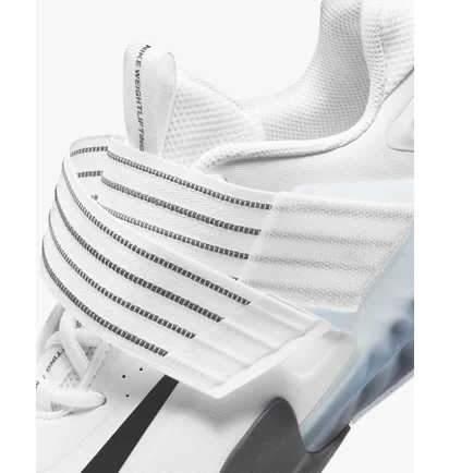 Кросівки унісекс Nike Savaleos White CV5708-100