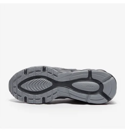 Кросівки чоловічі Nike Sportswear Air Max Tw Grey/Black FV0940-001
