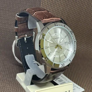 Часы мужские Casio Standard Analogue MTP-VD01L-7C