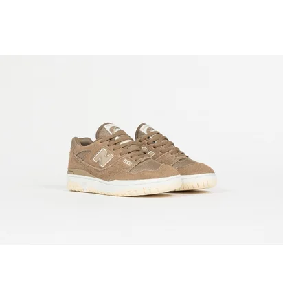 Кроссовки мужские New Balance Hairy Suede Brown BB550PHA