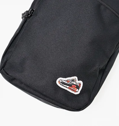 Сумка унисекс Nike Air Max 90 Heritage Cross-Body Bag Black HV6610-010
