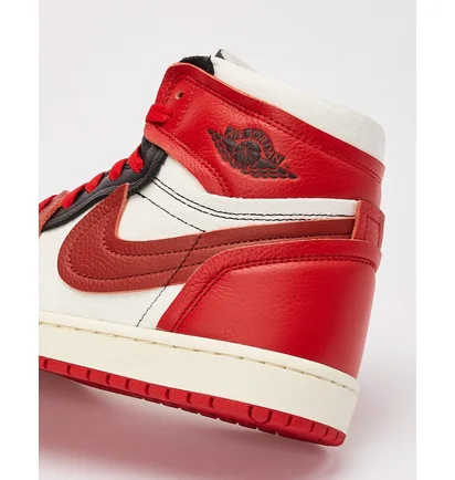 Кроссовки женские Air Jordan 1 High Method Of Make Red FB9891-600