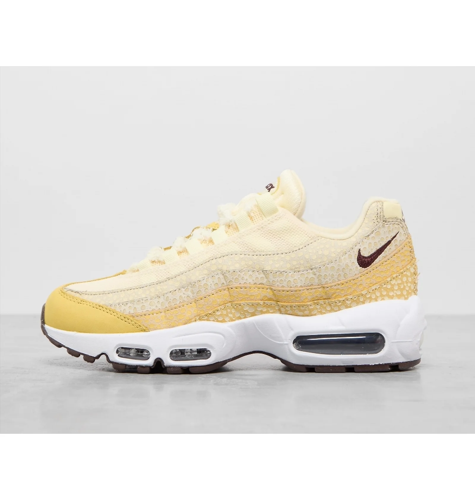 ᐉ Кроссовки женские Nike Air Max 95 Yellow FD9857-700 - купить в