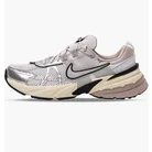 Кросівки жіночі Nike Runtekk Grey FD0736-100