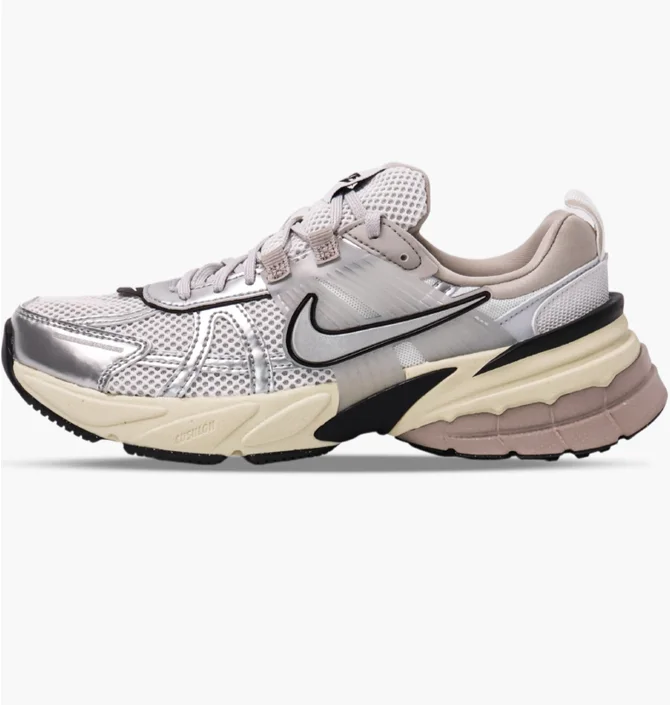 Кросівки жіночі Nike Runtekk Grey FD0736-100