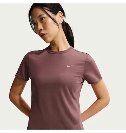 Футболка женская Nike Swift Dri-Fit Short-Sleeve Running Bordo HM9698-502